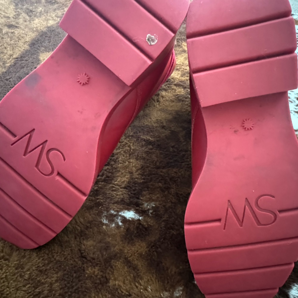 All Red Boots - image 5